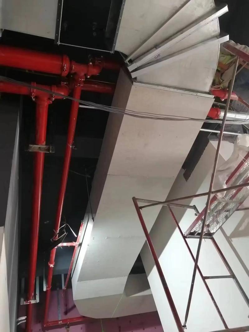 构筑生命防线 消防排烟工程与防火板施工现场纪实
